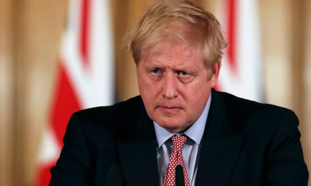 Δύσκολα μέτρα για την αγγλική οικονομία ανακοίνωσε ο Μπόρις Τζόνσον